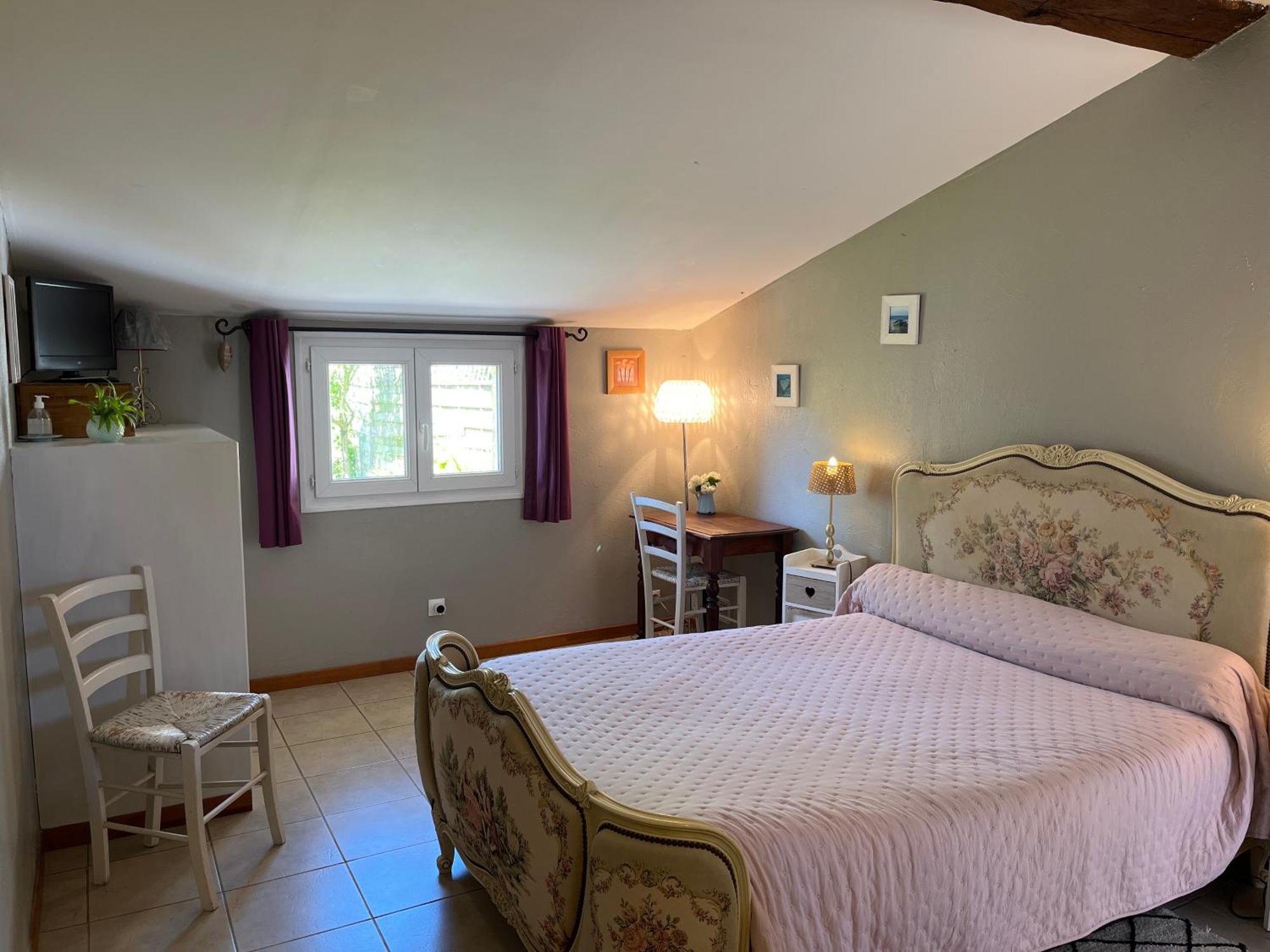 Chambres Et Gite Peyroutas " Camille" Vignonet St Emilion Dış mekan fotoğraf